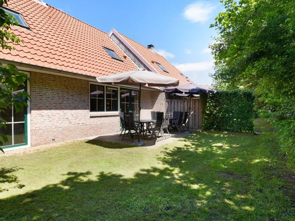 Landal Landgoed De Hellendoornse Berg Hotel Haarle Exterior photo